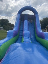 504561774 1638016096897724 3028652496043716720 n 1749774630 15' Retro Rainbow Waterslide